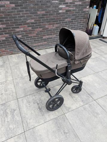 Cybex priam 2-in-1, autostoel adapters, regen scherm, etc beschikbaar voor biedingen