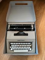 Typemachine lettera 25 met draagtas olivetti, Diversen, Ophalen of Verzenden, Zo goed als nieuw