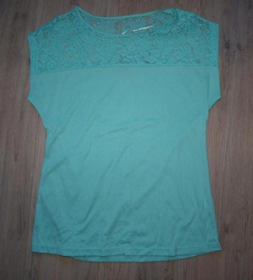 Mintgroen Shirtje met Kant (L), Kleding | Dames, T-shirts, Zo goed als nieuw, Maat 42/44 (L), Groen, Korte mouw, Ophalen of Verzenden