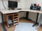 gratis buro, werktafel ,bureau draaibare zwarte stoel en kas, Ophalen, Gebruikt