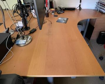 2 x IKEA galant buro type 18222 (per stuk 30,- / samen 50,-) - afbeelding 6