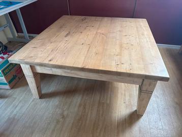 Grenenhouten Salontafel Vierkant beschikbaar voor biedingen