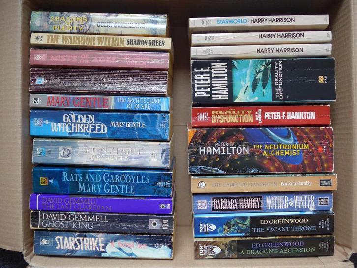 SF & Fantasy Gear, Gemmell, Gentle, Gibson, Hambly po's (E), Boeken, Fantasy, Gelezen, Ophalen