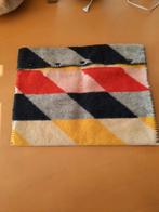 wollen kussenhoes gemaakt van oude deken Retro, Ophalen of Verzenden, Huis en Inrichting