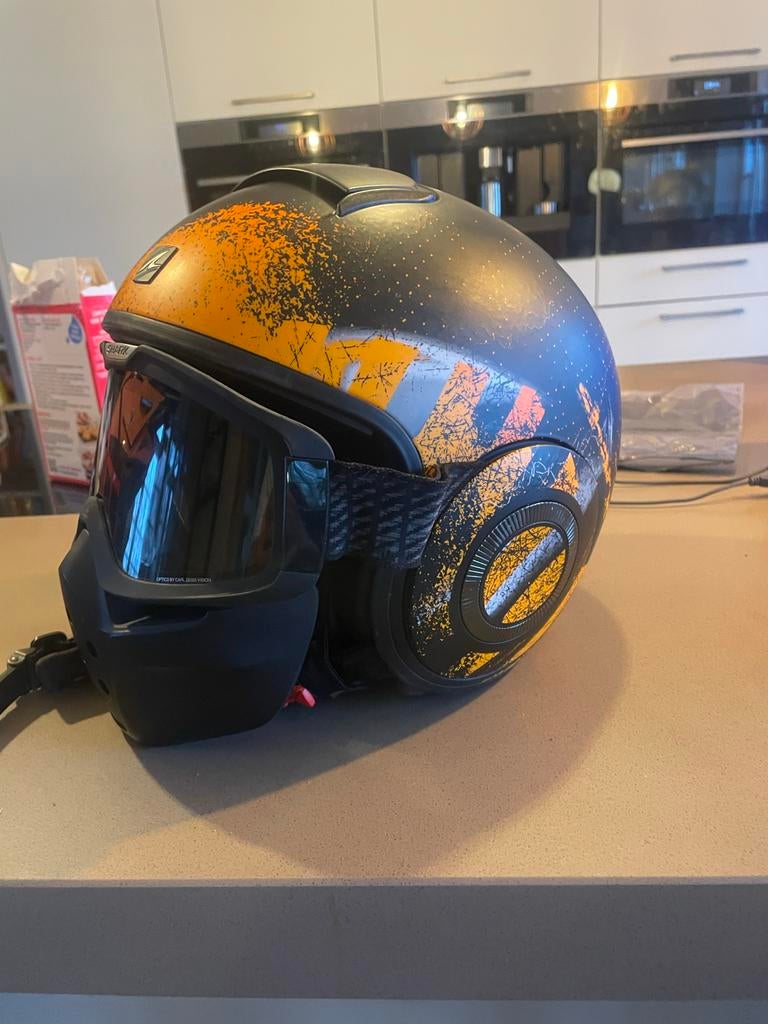 Shark helm, Ophalen of Verzenden, Zo goed als nieuw