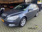 Skoda Octavia Combi Skoda Octavia Combi 1.2 TSI Ambition Bus, Auto's, Skoda, Voorwielaandrijving, Euro 5, Stof, Gebruikt