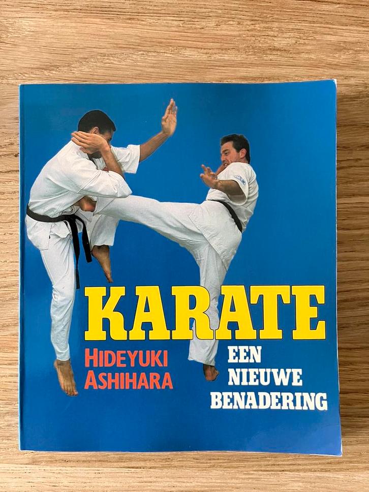 Ashihara Karate - Ashihara, Boeken, Sportboeken, Gelezen, Vechtsport, Ophalen of Verzenden