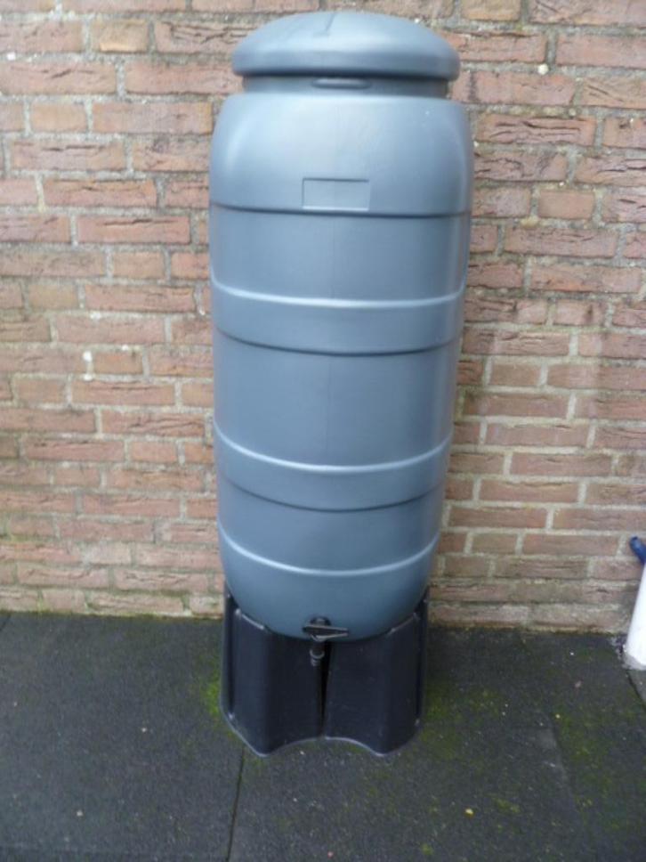 Regenton, antraciet, + kraantje en zwarte voet voor regenton, Tuin en Terras, Regentonnen, Zo goed als nieuw, Kunststof, 75 tot 150 liter