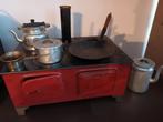 Rood blikken vintage Kinderfornuisje met Pannetjes, Antiek en Kunst, Ophalen