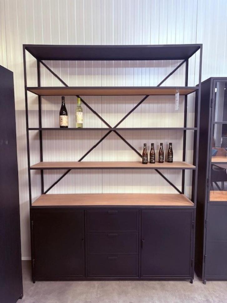 Open buffetkast – zwart metaal & eikenhout – Showroomverkoop, Huis en Inrichting, Kasten | Buffetkasten, Nieuw, 200 cm of meer