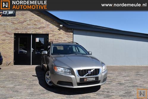 Volvo V70 2.0F MOMENTUM, Leder, Cruise, AUT, Auto's, Volvo, Bedrijf, V70, ABS, Airbags, Airconditioning, Boordcomputer, Centrale vergrendeling