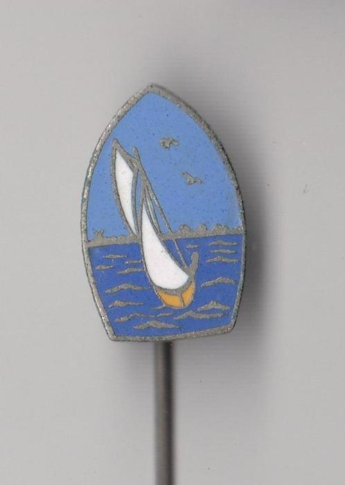 Zeilen Zeilboot Scheepvaart emaille speldje, Verzamelen, Speldjes, Pins en Buttons, Gebruikt, Speldje of Pin, Overige onderwerpen