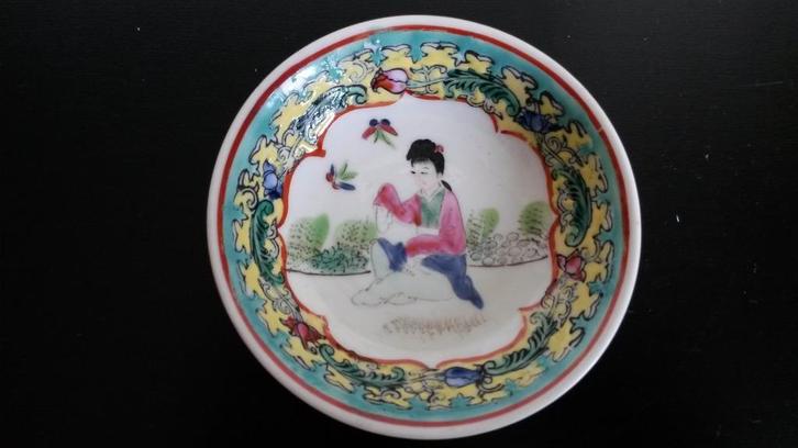 Chinees porseleinen bordje, Antiek en Kunst, Antiek | Porselein, Verzenden