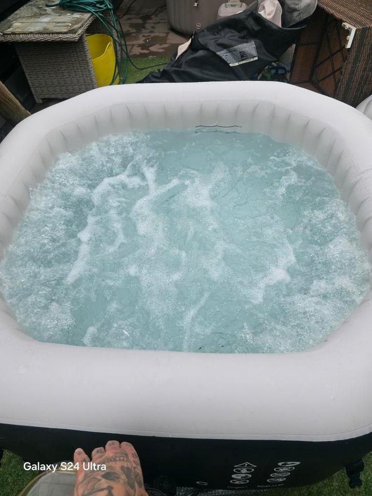Intex Pure Spa Jet & Bubble Deluxe 4 Persoons - Topconditie!, Tuin en Terras, Bubbelbaden en Hottubs, Ophalen