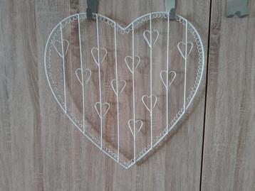 Wit metalen hart voor foto's e.0 nu d beschikbaar voor biedingen
