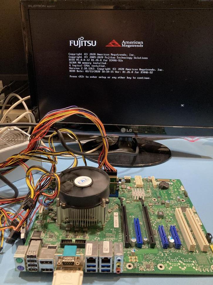 Fujitsu D3446-S21 Industrial PC/Server Board Compleet, Computers en Software, Moederborden, Gebruikt, Overige typen, DDR4, Ophalen of Verzenden