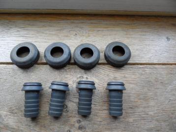 Onbekende slangaansluiting versterkt met metalen ring beschikbaar voor biedingen