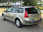 Renault Mégane Grand Tour 1.6-16V Expression|Airco|Trekhaak, Gebruikt, 4 cilinders, Elektrische ramen, Beige