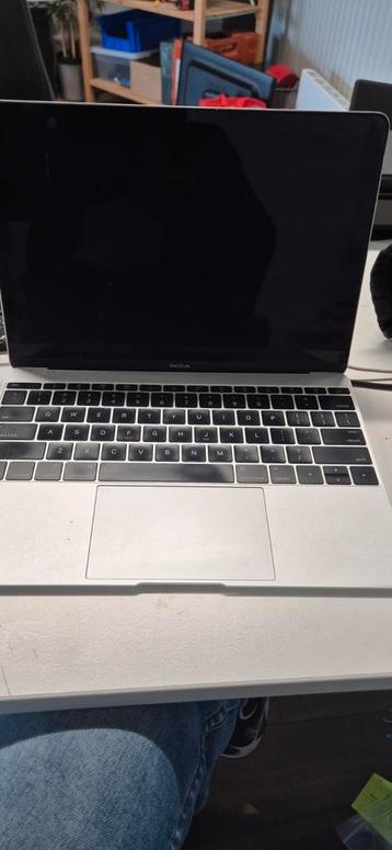 Macbook a1534. Defect beschikbaar voor biedingen