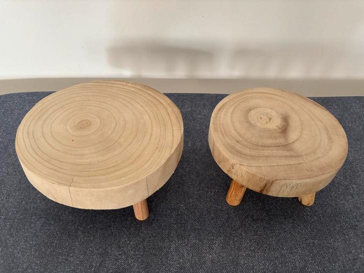 Houten krukjes / bijzettafeltjes - set van 2, Huis en Inrichting, Tafels | Bijzettafels, Nieuw, Rond, Minder dan 45 cm, Minder dan 55 cm