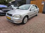 Opel Astra 1.6 Sport, Auto's, Opel, Gebruikt, 4 cilinders, Bedrijf, Handgeschakeld