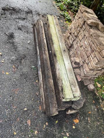 Betonpalen beschikbaar voor biedingen