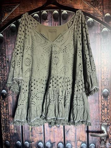 Nieuwe Ibiza tuniek maat 46 met verschillende lagen  29,99€ beschikbaar voor biedingen