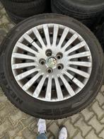 lmv op winterbanden Alfa Romeo Giulietta zo goed als nieuw, Auto-onderdelen, Banden en Velgen, Ophalen, 16 inch, Banden en Velgen