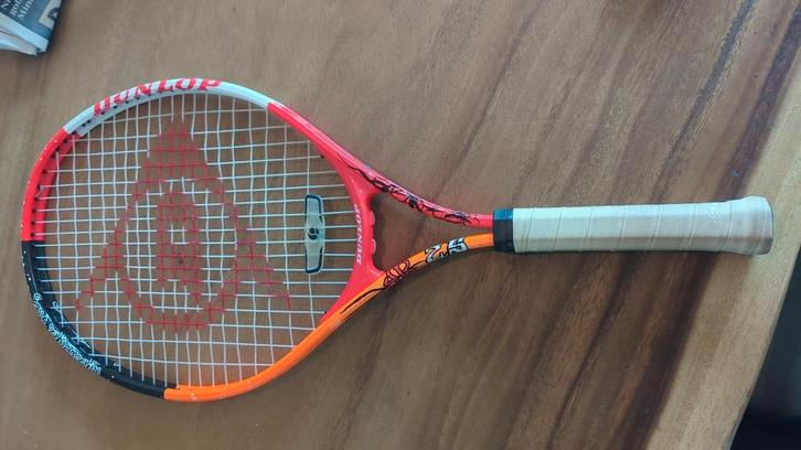 Dunlop junior 25 tennisracket, Sport en Fitness, Tennis, Gebruikt, Racket, Dunlop, L0, Ophalen of Verzenden
