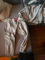 Nike Tech Fleece Trainingspak - Maat S - Grijs, Kleding | Heren, Sportkleding, Ophalen of Verzenden, Grijs, Gedragen, Algemeen