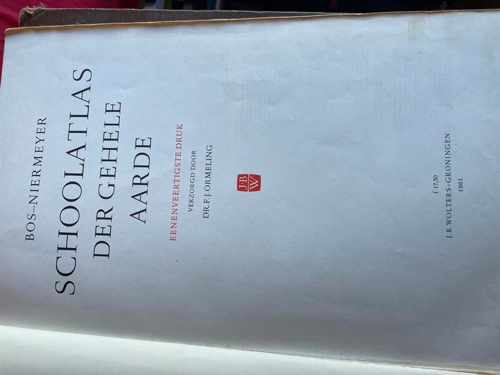 3x Bosatlas: 1936, 1959, 1961, Boeken, Atlassen en Landkaarten, Gelezen, Bosatlas, Wereld, 1800 tot 2000, Ophalen of Verzenden