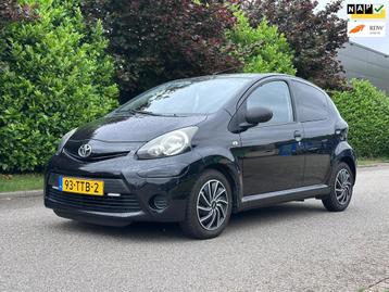 Toyota Aygo 1.0 VVT-i Comfort 5DR*Airco*08-05-2026 APK*NAP*A beschikbaar voor biedingen