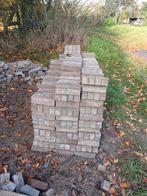 Waaltjes - 5 m2, Ophalen, Gebruikt, Klinkers, 10 m² of meer