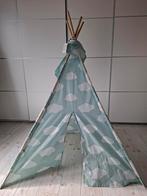Tipi speeltent met wolkenprint, Ophalen, Zo goed als nieuw