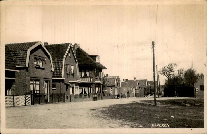 Asperen - Huizen, Verzamelen, Ansichtkaarten | Nederland, Gelopen, Gelderland, Voor 1920, Ophalen of Verzenden