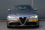 Alfa Romeo Giulia 2.0T Super / Leder / Navi / Winterpakket /, Auto's, Alfa Romeo, Origineel Nederlands, Te koop, Zilver of Grijs