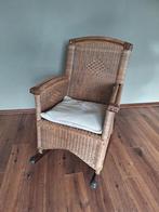 Mooie grote rotan Schommelstoel schommel stoel, Huis en Inrichting, Ophalen, Gebruikt, Bruin, Klassiek