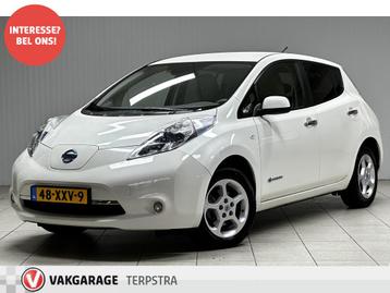 Nissan Leaf Base 24 kWh/ Automaat/ Camera/ Keyless/ Xenon/ N beschikbaar voor biedingen