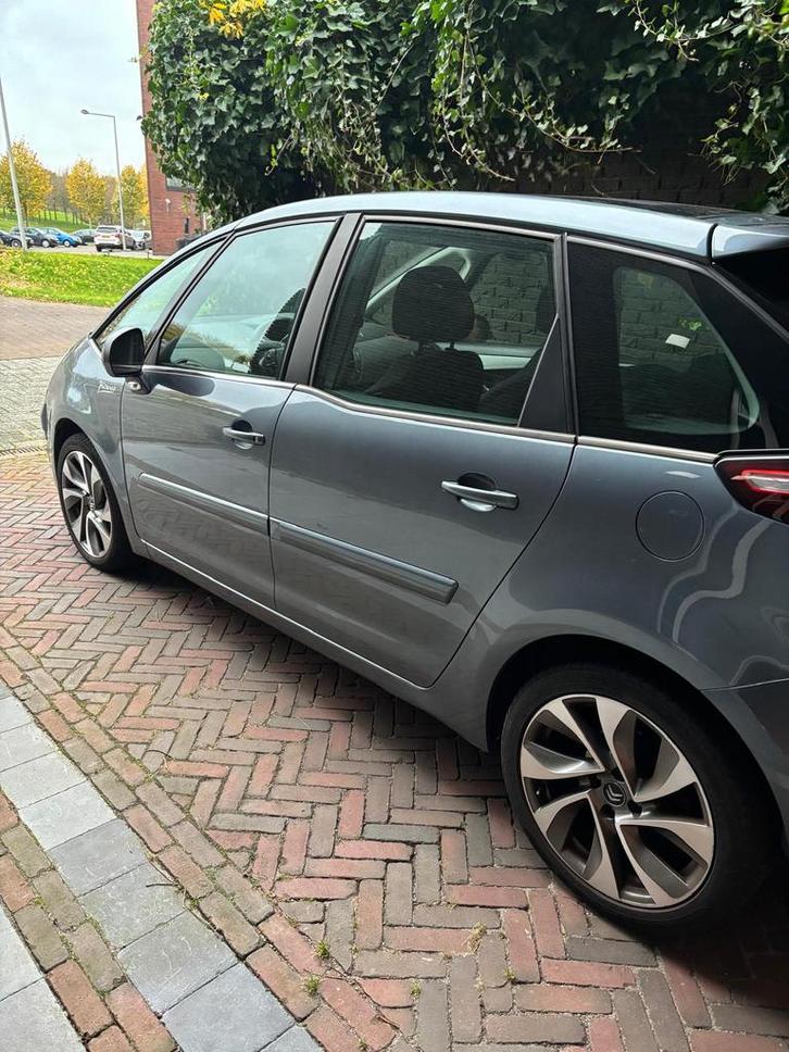 Citroën C4 mét ingebouwde scootmobiel lift & scootmobiel, Auto's, Citroën, Particulier, C4, Benzine, B, MPV, Automaat, Origineel Nederlands