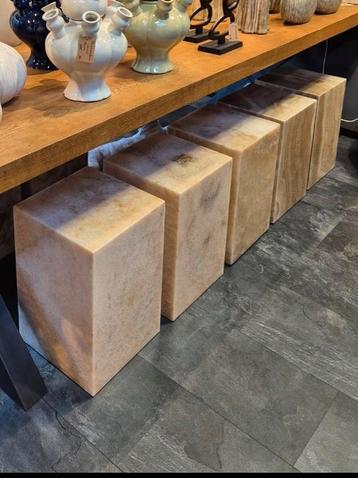 bijzettafel onyx marmer 45x30x30 cm sale beschikbaar voor biedingen