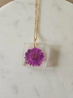 Goudkleurige ketting met droogbloem, Sieraden, Tassen en Uiterlijk, Ophalen of Verzenden, Nieuw, Goud, Overige materialen