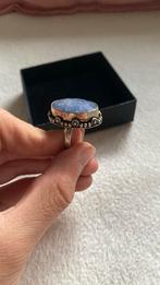 150 jaar oude ring, Overige materialen, Ophalen of Verzenden, Zo goed als nieuw, Met edelsteen
