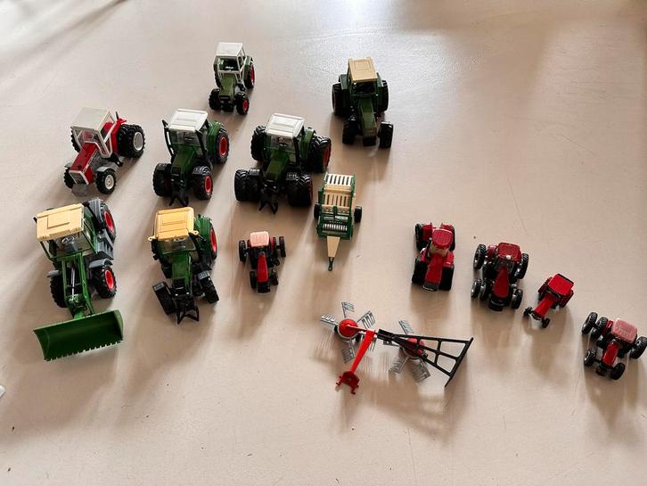 Collectie Modeltractoren (Siku, Britains, ERTL, Hobby en Vrije tijd, Modelauto's | Overige schalen, Gebruikt, Tractor of Landbouw
