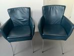 2 leren eetkamerstoelen met armleuning blauw, Ophalen, Gebruikt, Blauw, Twee