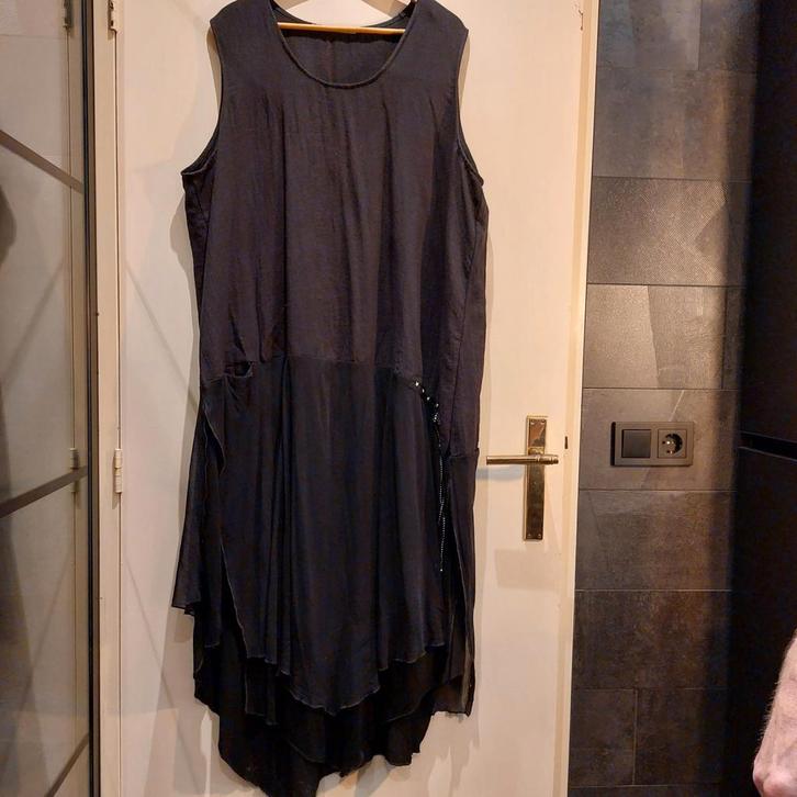 Top van het merk One O One.  Maat 48/50, Kleding | Dames, Grote Maten, Zo goed als nieuw, Shirt of Top, Zwart, Verzenden