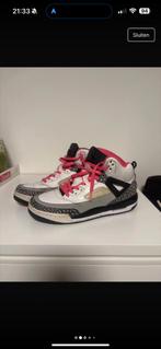 Jordan sneakers, Kleding | Dames, Schoenen, Ophalen of Verzenden, Sneakers of Gympen, Jordan, Grijs