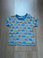 Lichtgrijs t-shirt korte mouw met auto’s, maat 80 - Alana, Ophalen of Verzenden, Gebruikt, Jongetje, Shirtje of Longsleeve