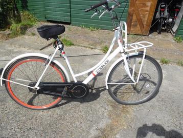 Prachtige Zyssler omafiets ,rijdt prima, 28 inch beschikbaar voor biedingen