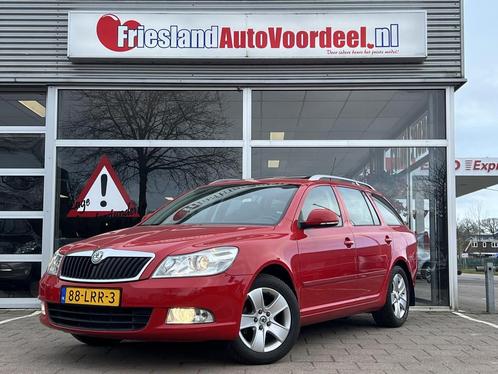 Skoda Octavia Combi 1.4 TSI Elegance DSG / Leder / Navi / PD, Auto's, Skoda, Bedrijf, Te koop, Octavia, ABS, Airbags, Airconditioning