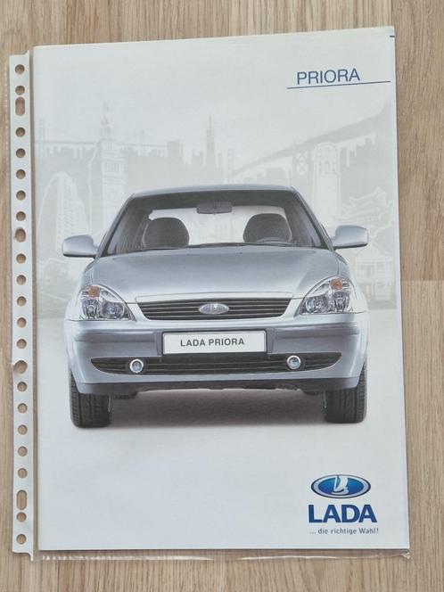 Folders Lada, Boeken, Auto's | Folders en Tijdschriften, Zo goed als nieuw, Overige merken, Verzenden